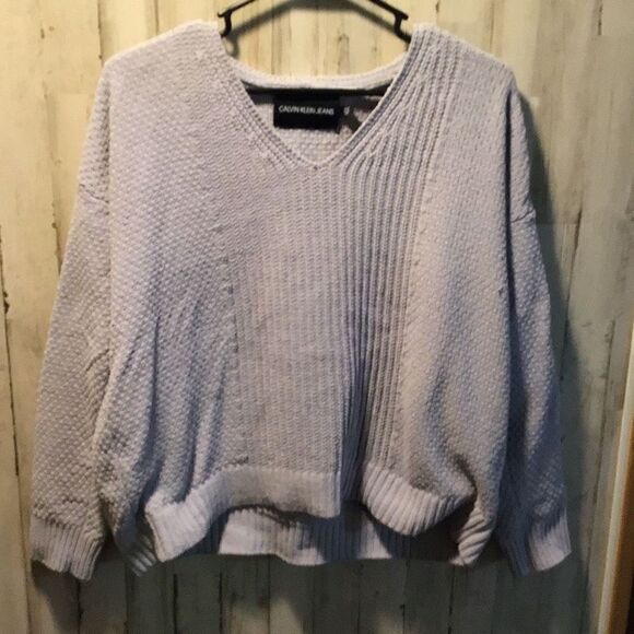Sweater by Calvin Klein size small - Picture 1 of 4